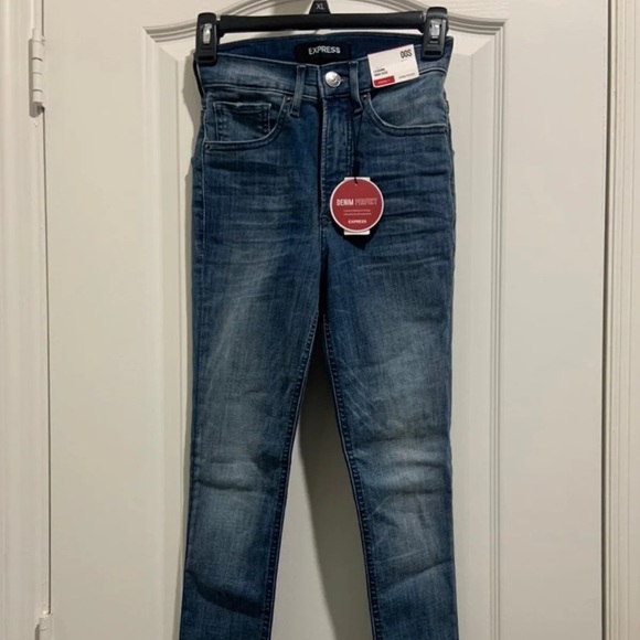 Express Jeans